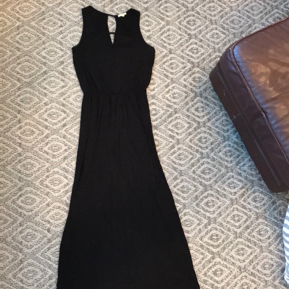 🟣SOLD!!🟣 PLEIONE | Black Long Knit Maxi Dress With Cut-Out Detailed Neckline